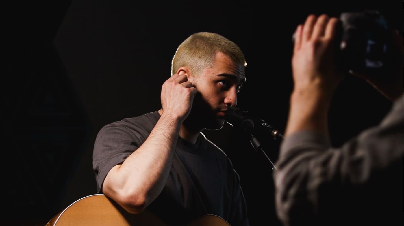 Profile photo of Shukhrat, Singing tutor at Wiingy 
