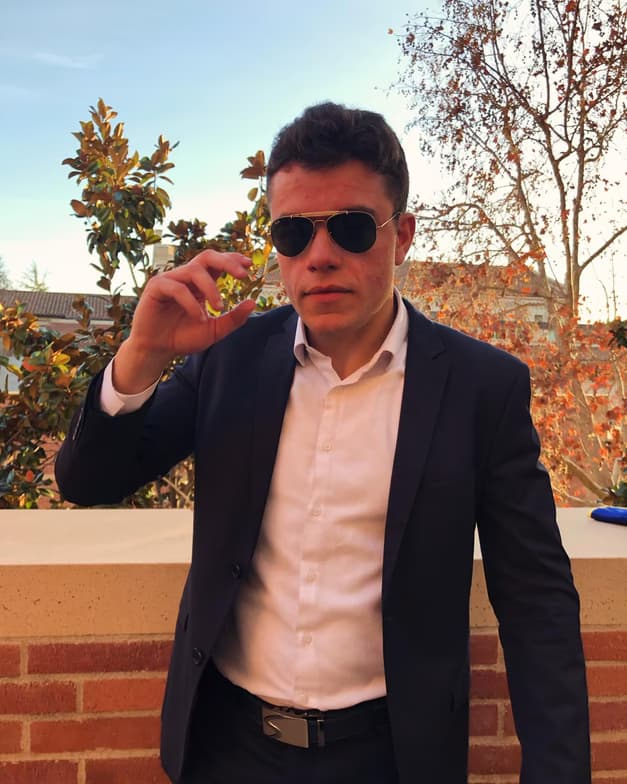 Profile photo of Rateeb , Engineering tutor at Wiingy 