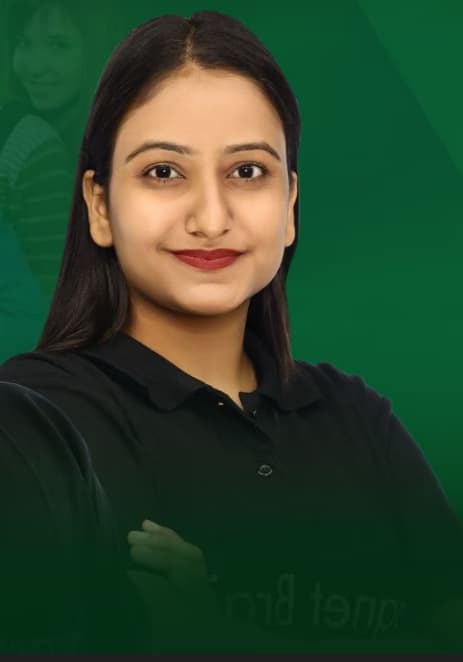 Profile photo of Ayushi, Chemistry tutor at Wiingy