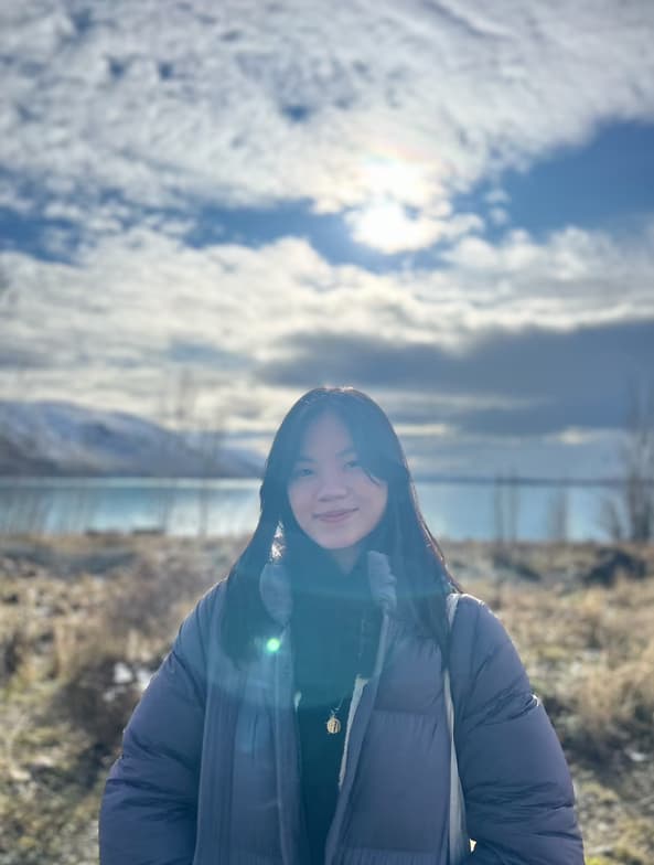 Profile photo of Vina, Piano tutor at Wiingy 