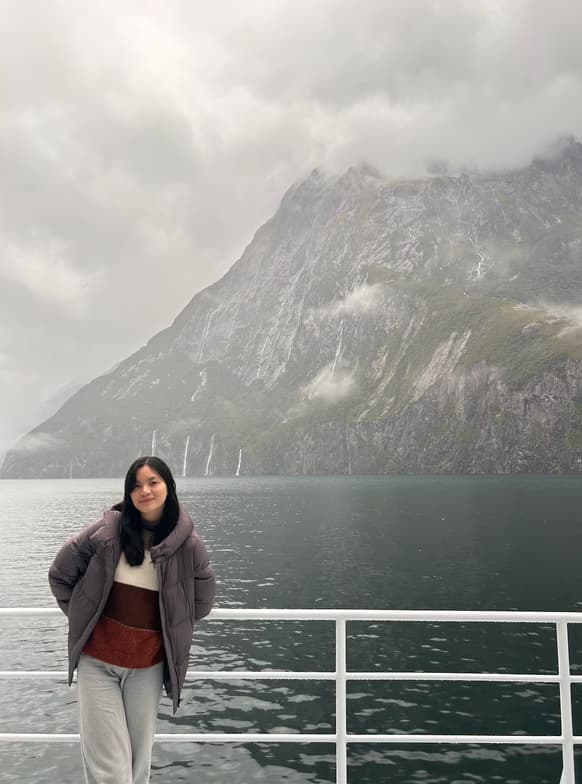 Profile photo of Vina, Piano tutor at Wiingy 