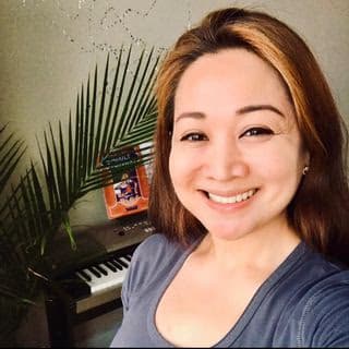 Profile photo of Caroline, ESL tutor at Wiingy 