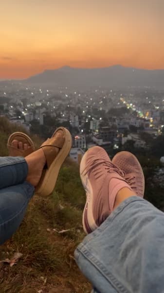 Travel snapshot of Rutuja during a trip