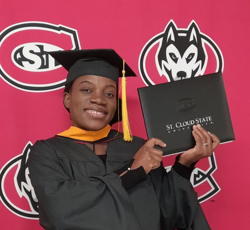 Profile photo of Isabelle , French tutor at Wiingy 