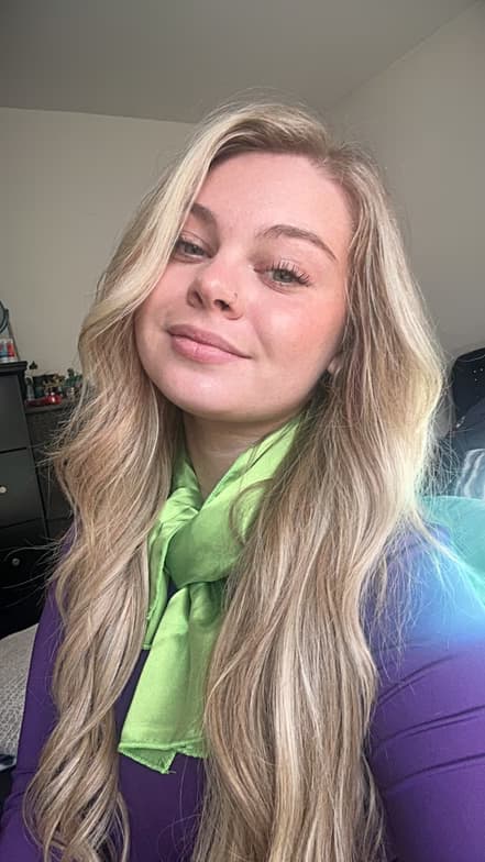 Profile photo of Lindsey, Mathematics tutor at Wiingy