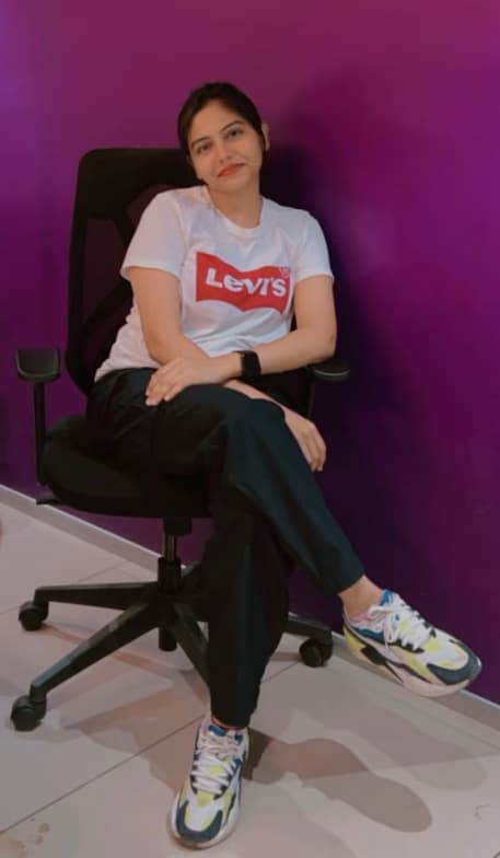 Profile photo of KAMINI, Mathematics tutor at Wiingy 