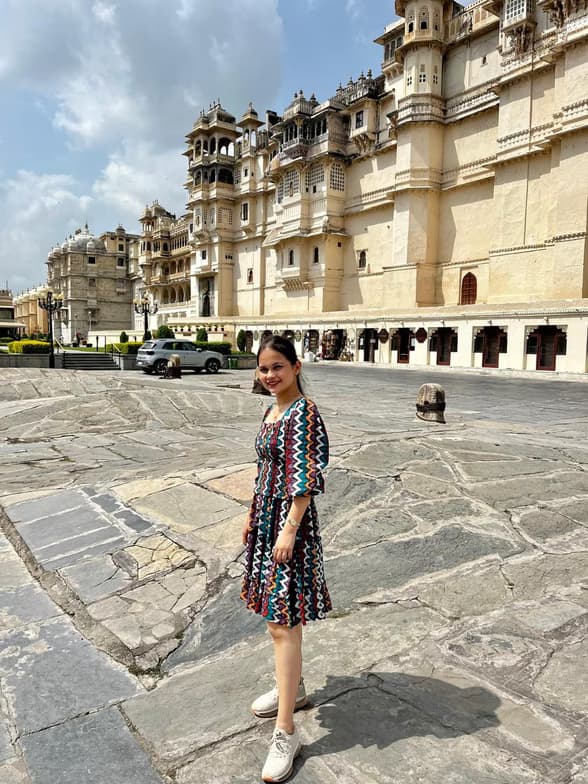 Travel snapshot of Yogeshwari during a trip 