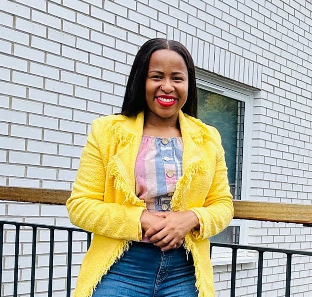 Profile photo of Litlhare, ESL tutor at Wiingy 