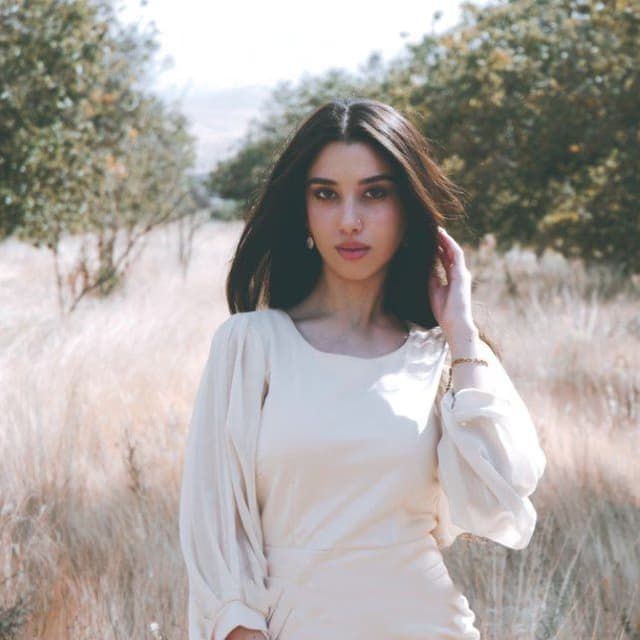 Profile photo of sarah, English tutor at Wiingy 