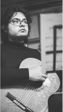 Profile photo of Juan Sebastian, Guitar tutor at Wiingy 