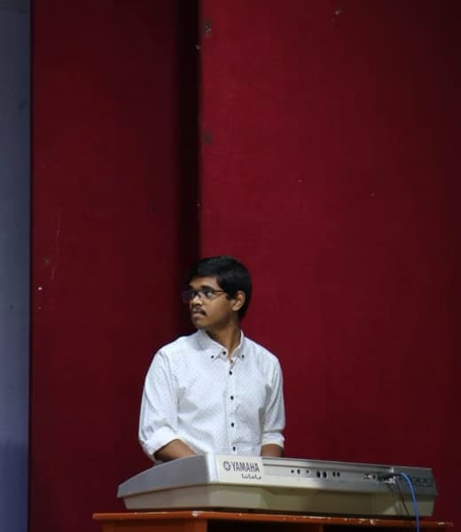 Profile photo of Joshua, Piano tutor at Wiingy 