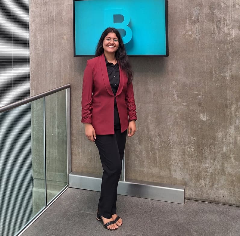 Profile photo of Darshita, Economics tutor at Wiingy