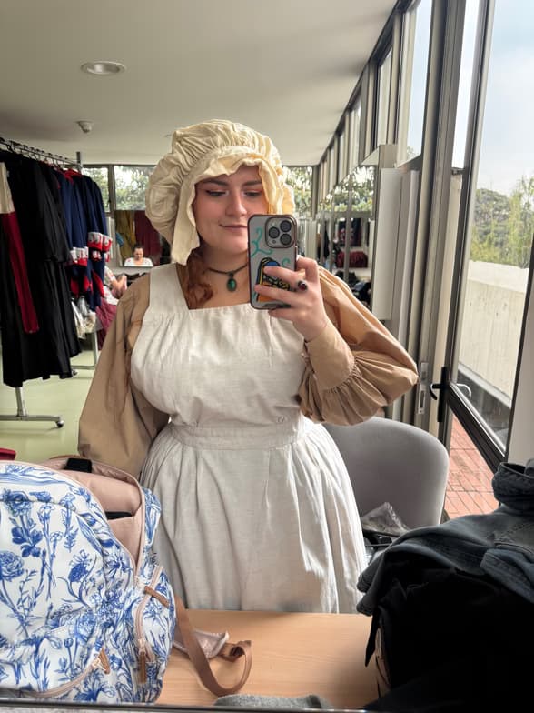 Profile photo of Alejandra, Singing tutor at Wiingy 