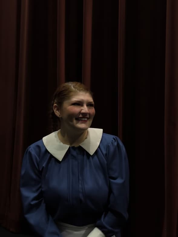 Profile photo of Alejandra, Singing tutor at Wiingy 