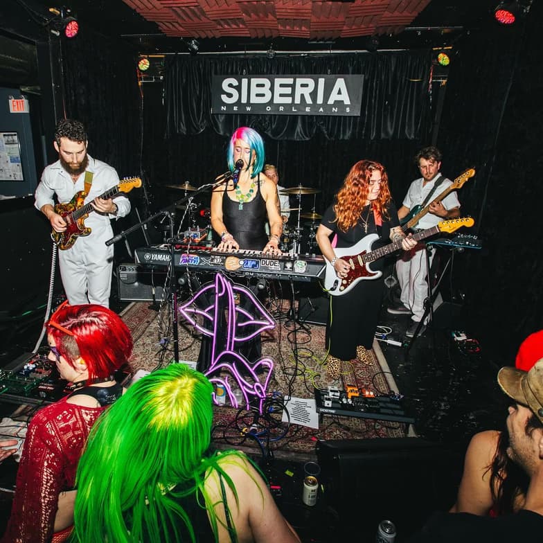 Profile photo of Jess, Guitar tutor at Wiingy 