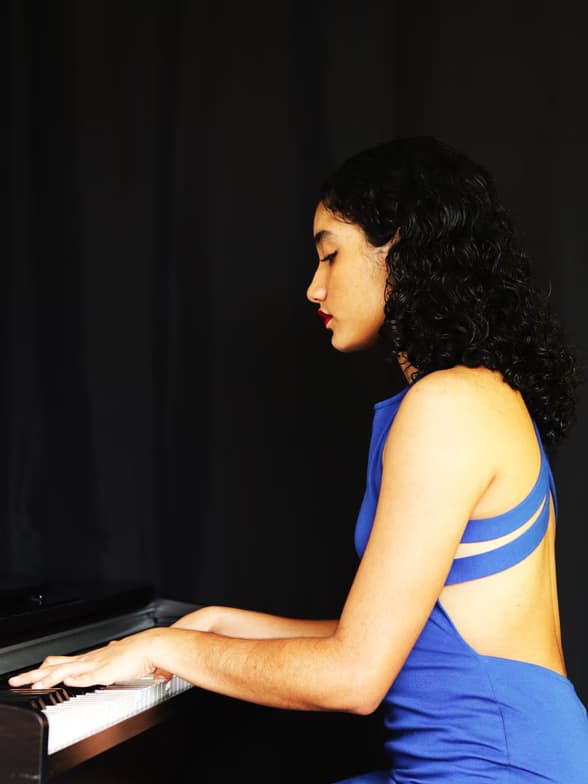 Profile photo of Mariana, Music tutor at Wiingy 