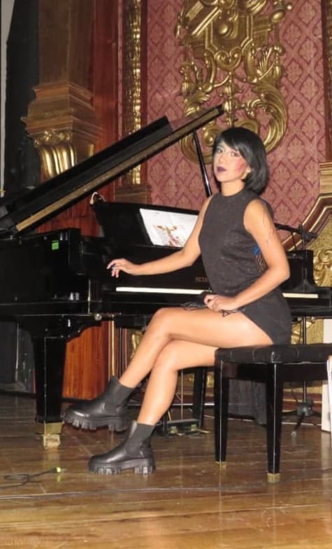 Profile photo of Jessica, Piano tutor at Wiingy 