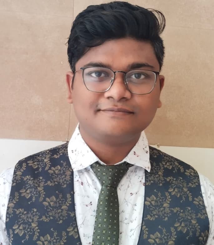 Profile photo of Gaurav, Economics tutor at Wiingy 