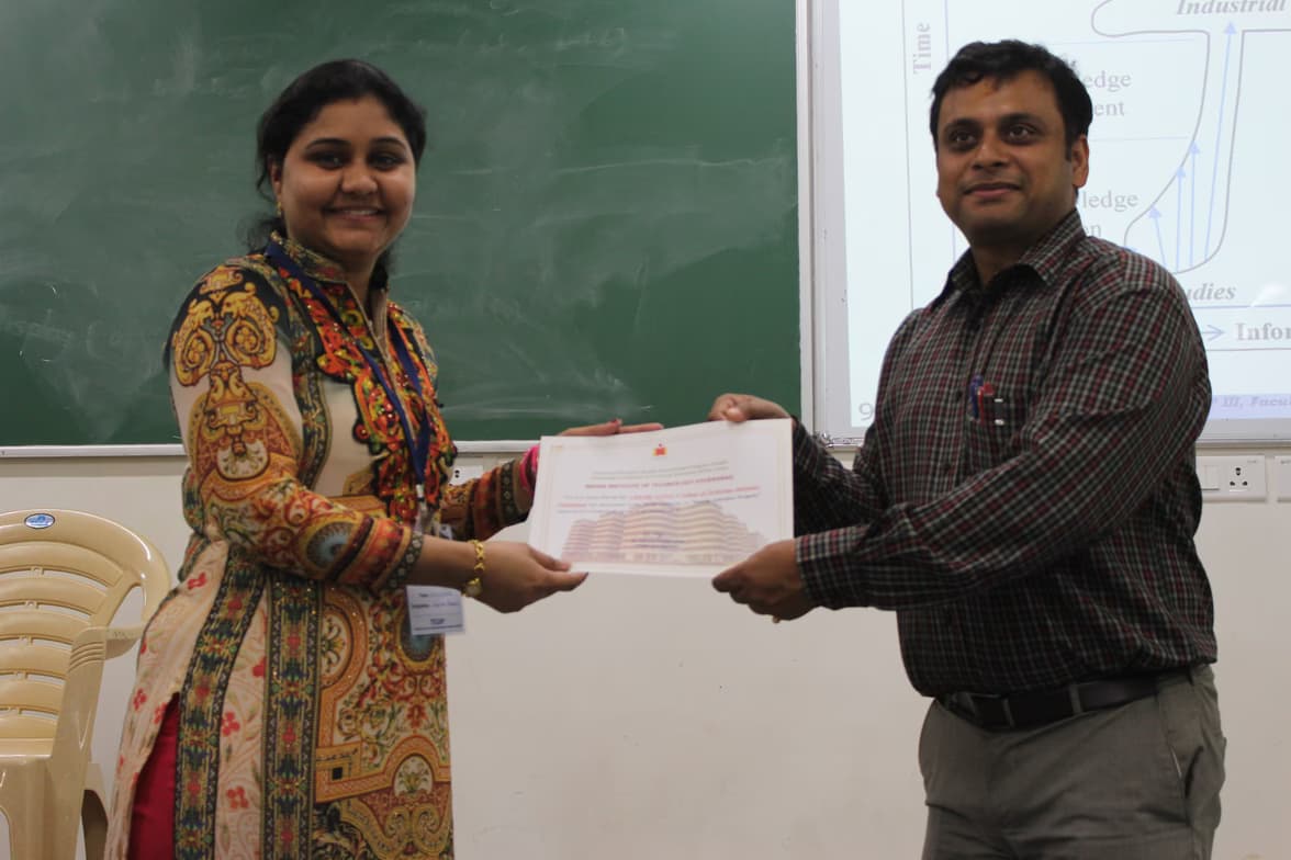 Graduation ceremony photo of vidushi 