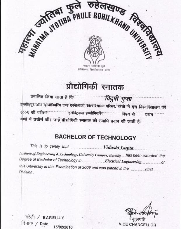 Verified degree or teaching certification of vidushi 