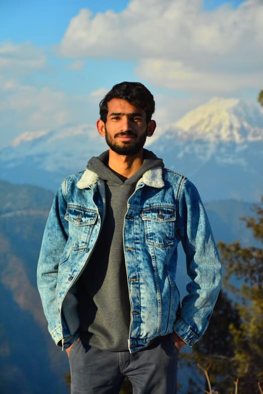 Profile photo of Taimoor, Mathematics tutor at Wiingy 