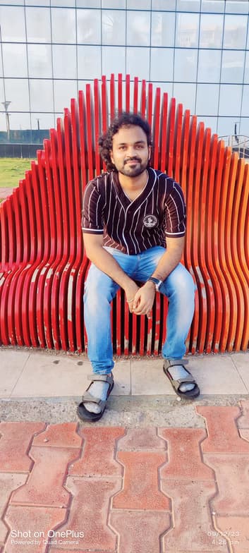 Profile photo of M, Chemistry tutor at Wiingy