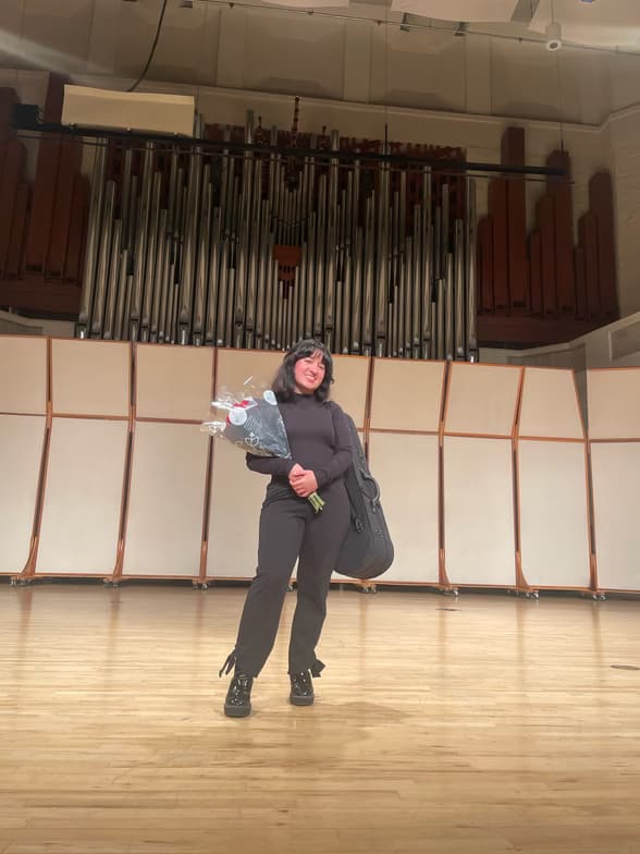 Profile photo of Andrea, Violin tutor at Wiingy 