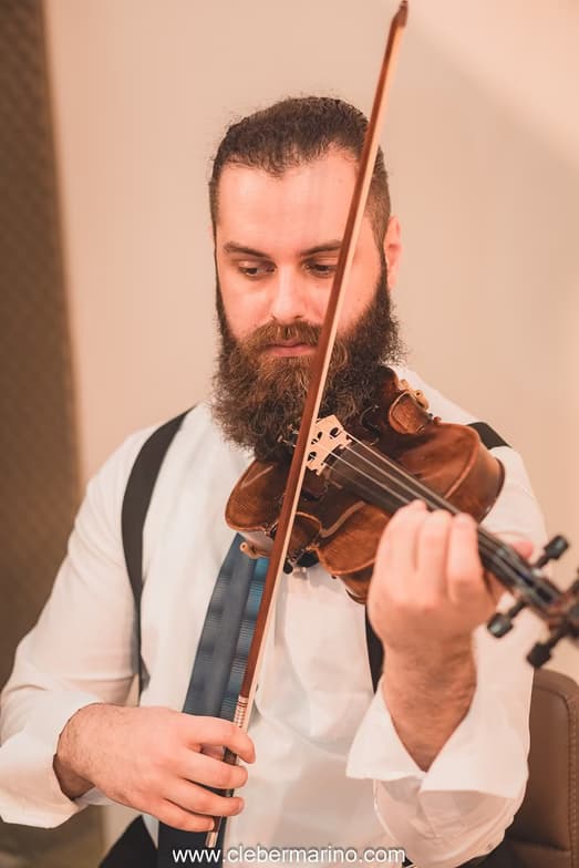 Profile photo of Victtor, Violin tutor at Wiingy 