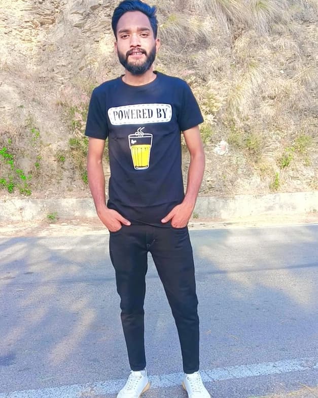 Profile photo of Abhishek, Chemistry tutor at Wiingy 