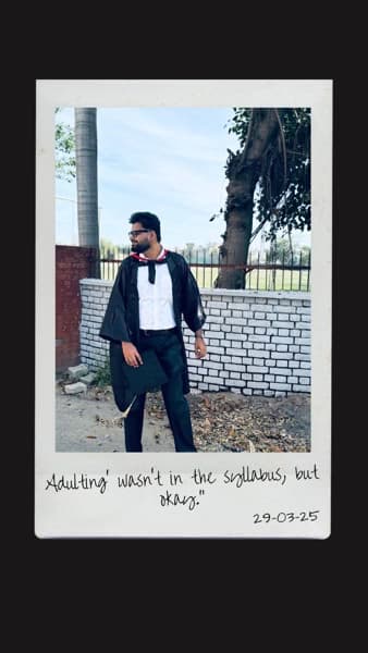 Graduation ceremony photo of Davinder  