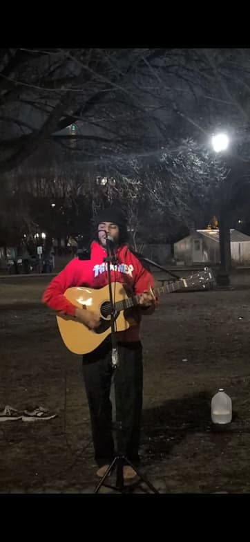 Profile photo of sangeev, Singing tutor at Wiingy