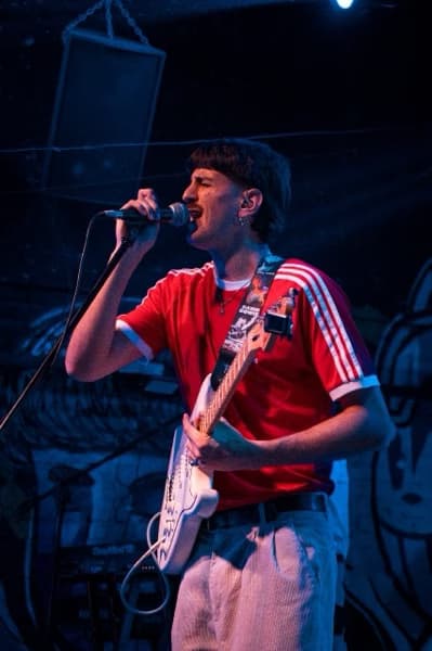 Profile photo of Tomás, Guitar tutor at Wiingy 