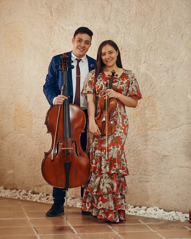 Profile photo of Sara, Singing tutor at Wiingy 