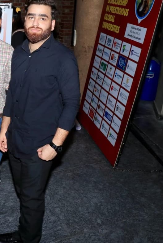 Profile photo of Fazil , Chemistry tutor at Wiingy