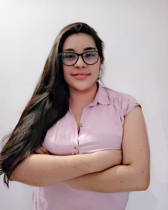 Profile photo of Maira , Spanish tutor at Wiingy 