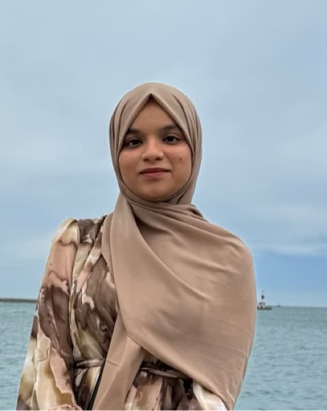 Profile photo of Aakifah, Mathematics tutor at Wiingy 
