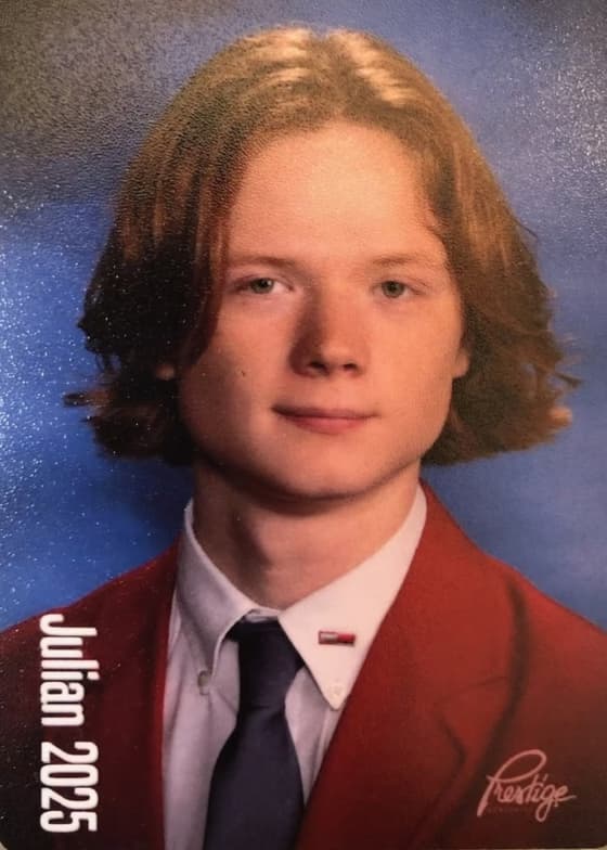 Profile photo of Julian, Singing tutor at Wiingy