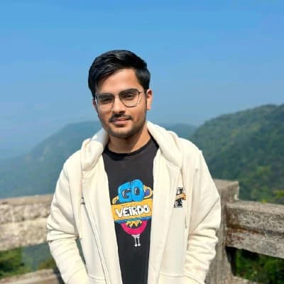 Profile photo of Akshaj, Hindi tutor at Wiingy 