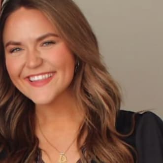 Profile photo of Alexa, French tutor at Wiingy 