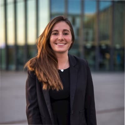 Profile photo of Alice, AP tutor at Wiingy 