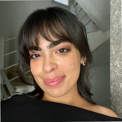 Profile photo of Alina	, AP tutor at Wiingy 