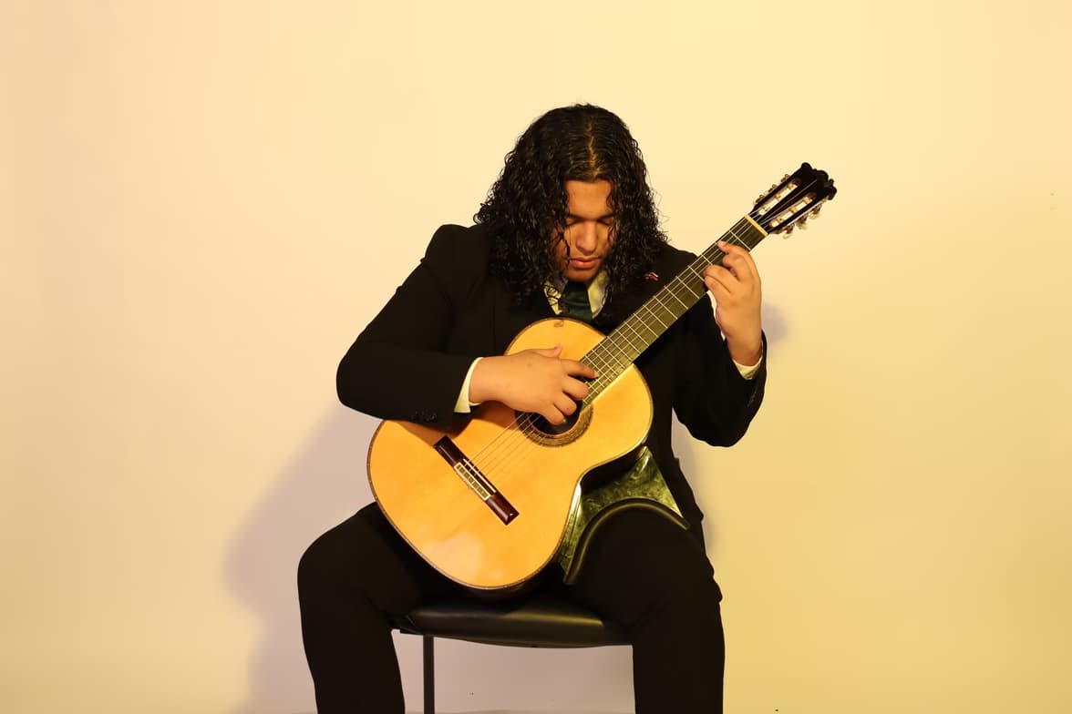 Profile photo of Gabriel, Violin tutor at Wiingy 