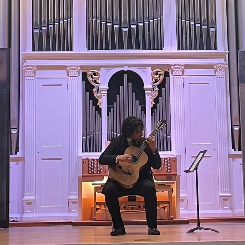 Profile photo of Gabriel, Violin tutor at Wiingy 