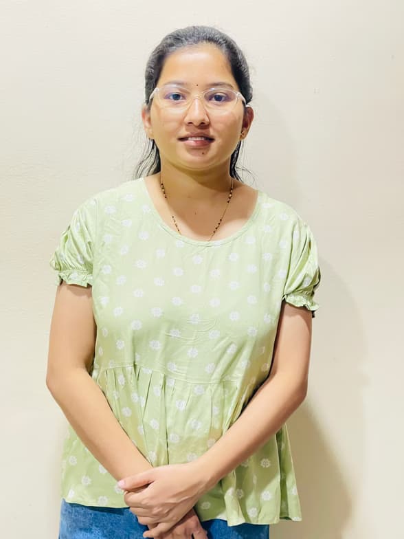 Profile photo of Pooja, Mathematics tutor at Wiingy 
