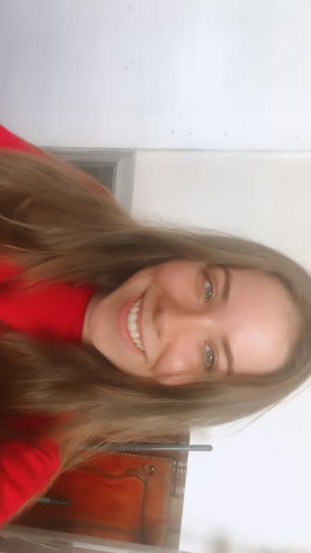 Profile photo of Andrea, French tutor at Wiingy 