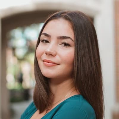 Profile photo of Angelina, Chemistry tutor at Wiingy 