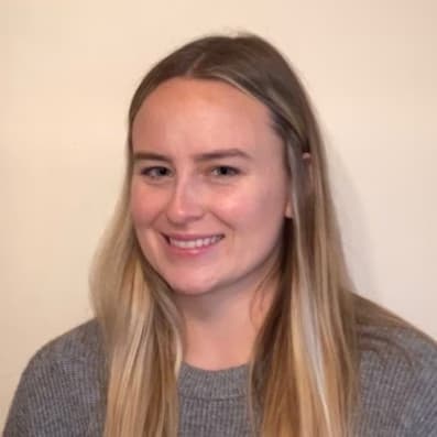 Profile photo of Briony, Mathematics tutor at Wiingy 