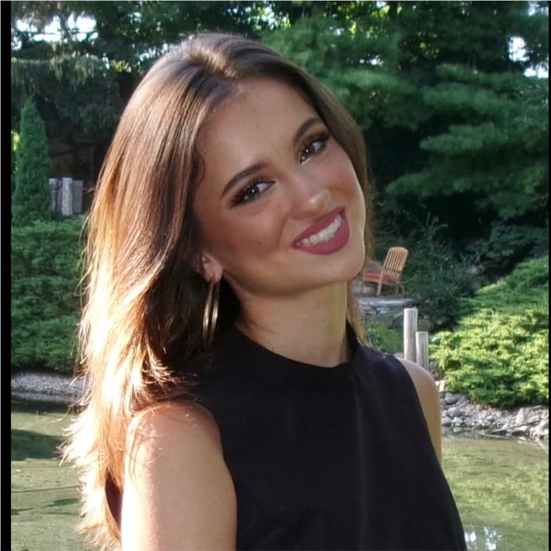 Profile photo of Aria, Engineering tutor at Wiingy 