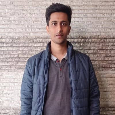 Profile photo of Arjun, Yoga tutor at Wiingy 