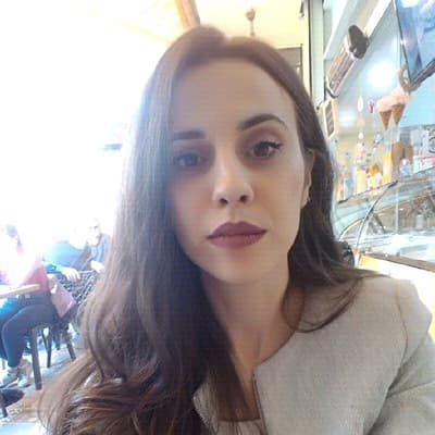 Profile photo of Aurora, AP tutor at Wiingy 